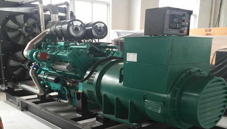 通柴系(xi)列發電(dian)機組