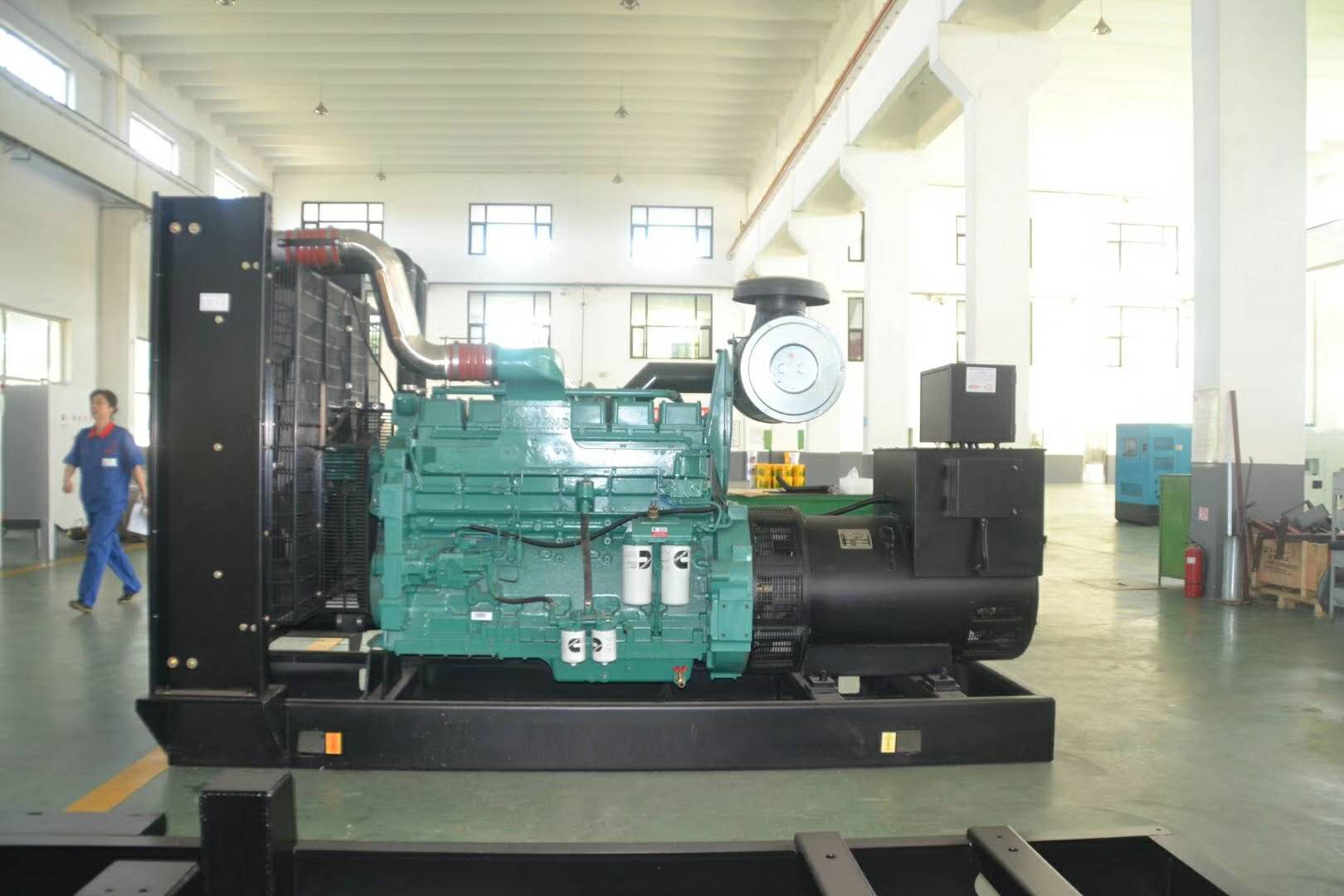 甘肅(su)發電機(ji)組價格(gé)