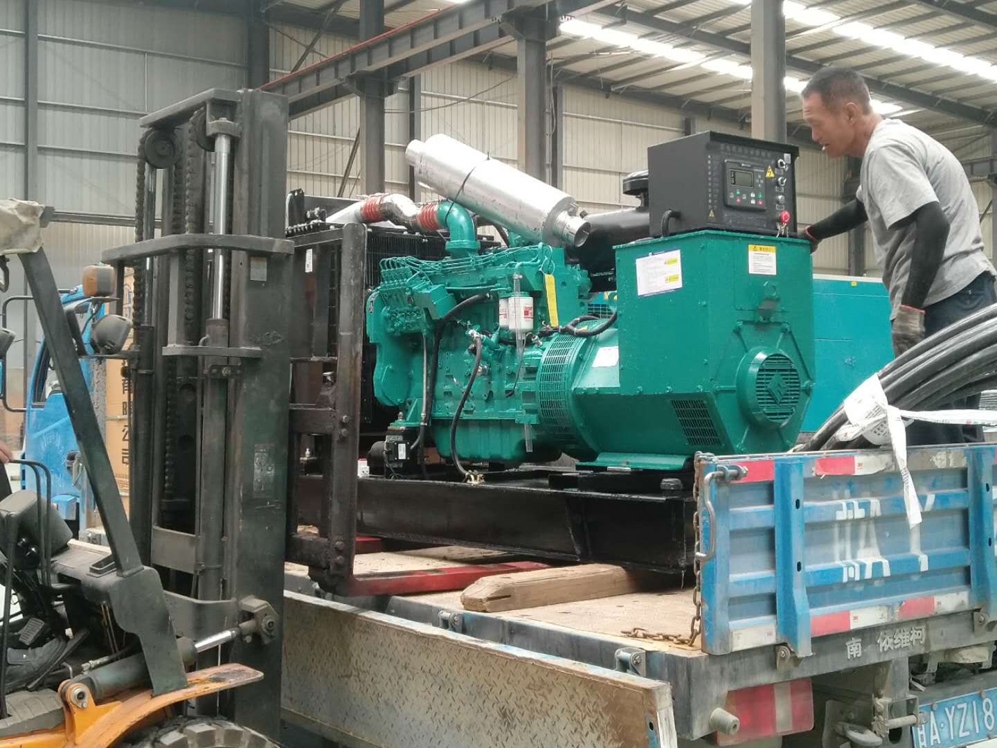 康明斯柴(chái)油發電機(jī)怎麼操作(zuo)