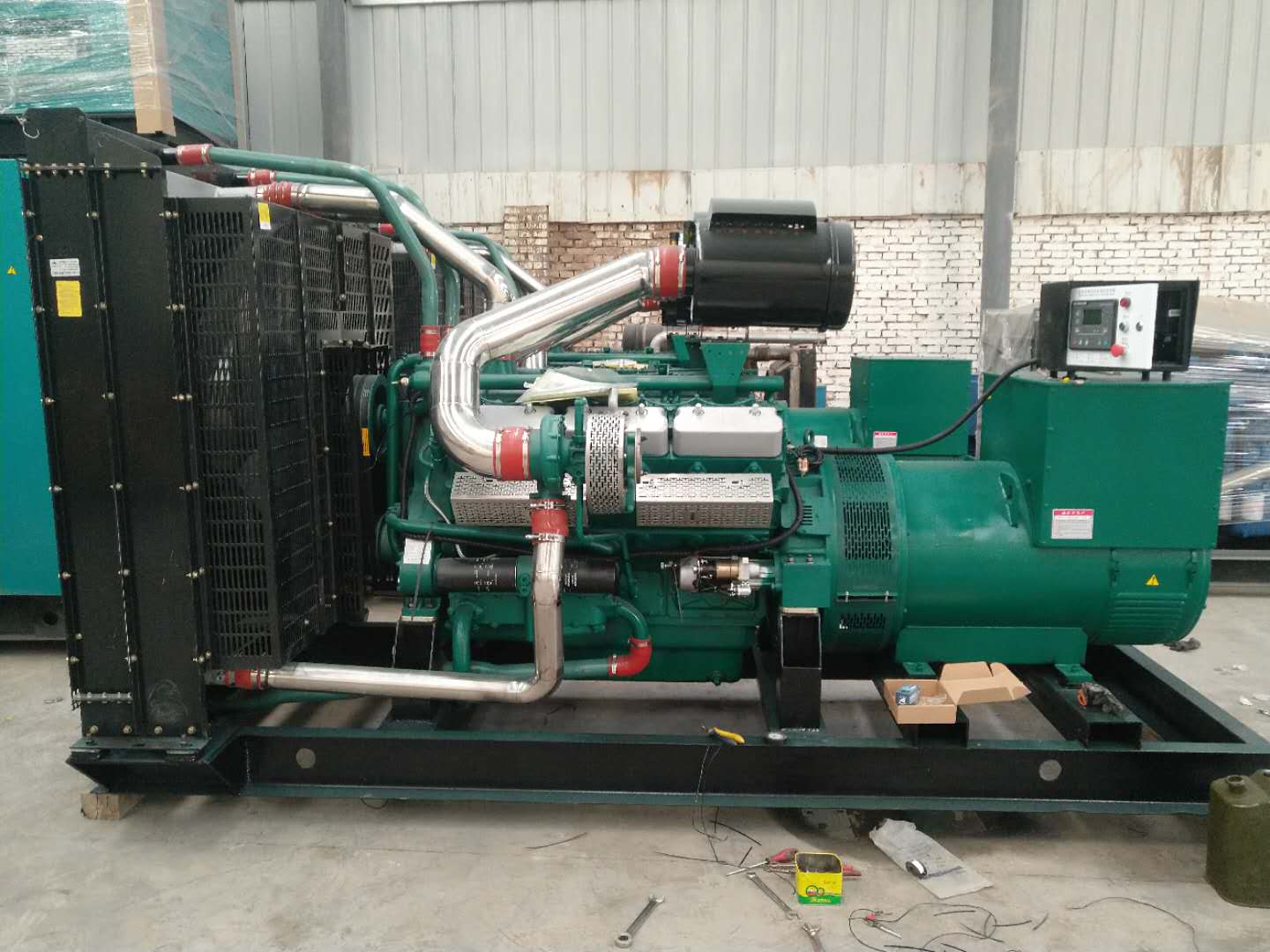 購買柴(chái)油發電(dian)機組